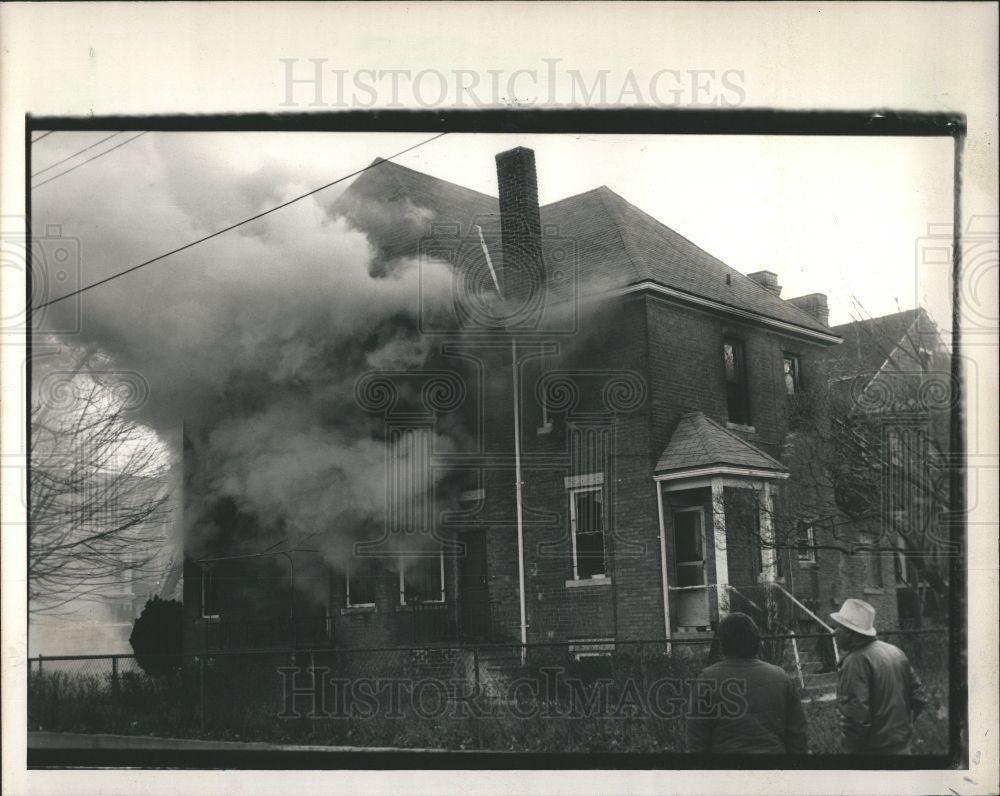 Press Photo Fire 1989 - Historic Images