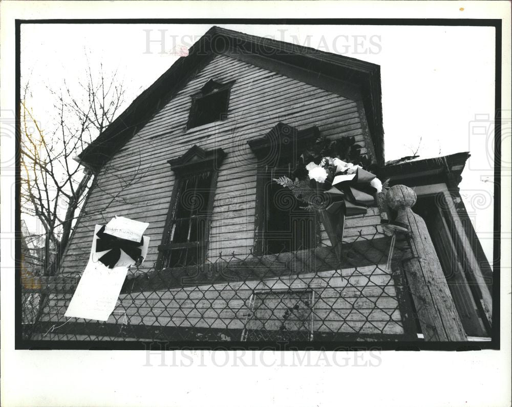 1993 Press Photo Mack Avenue house fire children - Historic Images