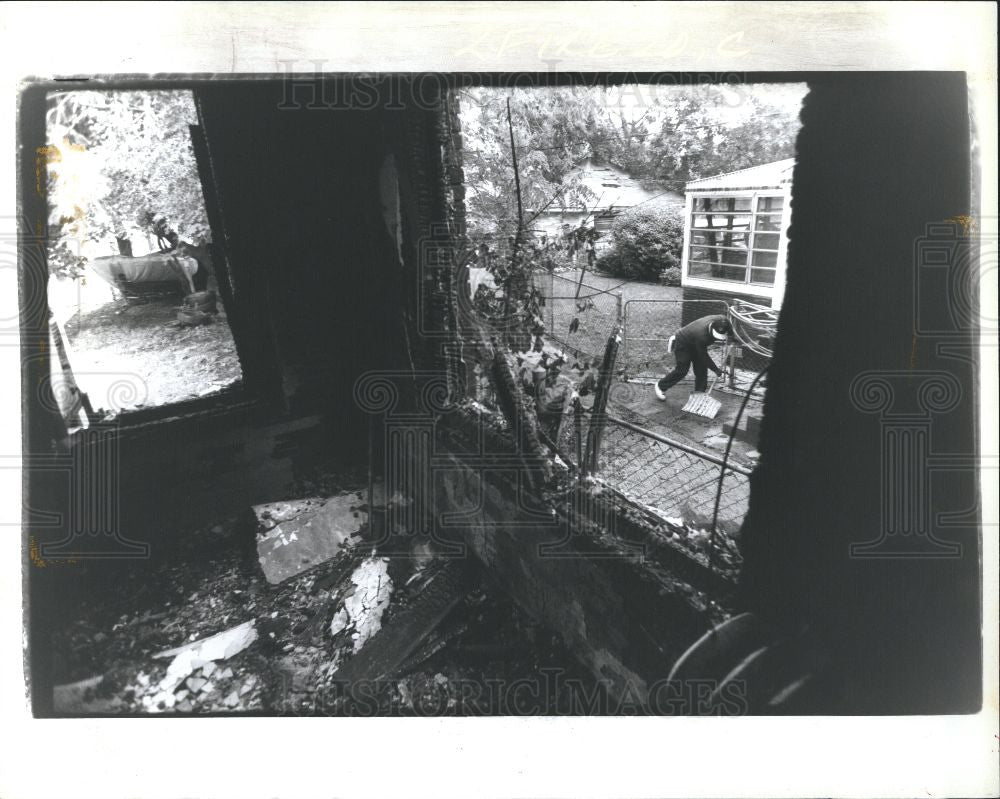 1992 Press Photo Fire - Historic Images