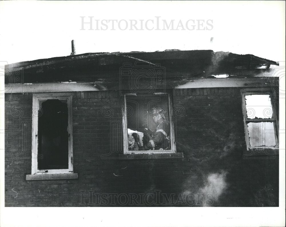 1991 Press Photo Stanley Williams Detroit Firefighter - Historic Images