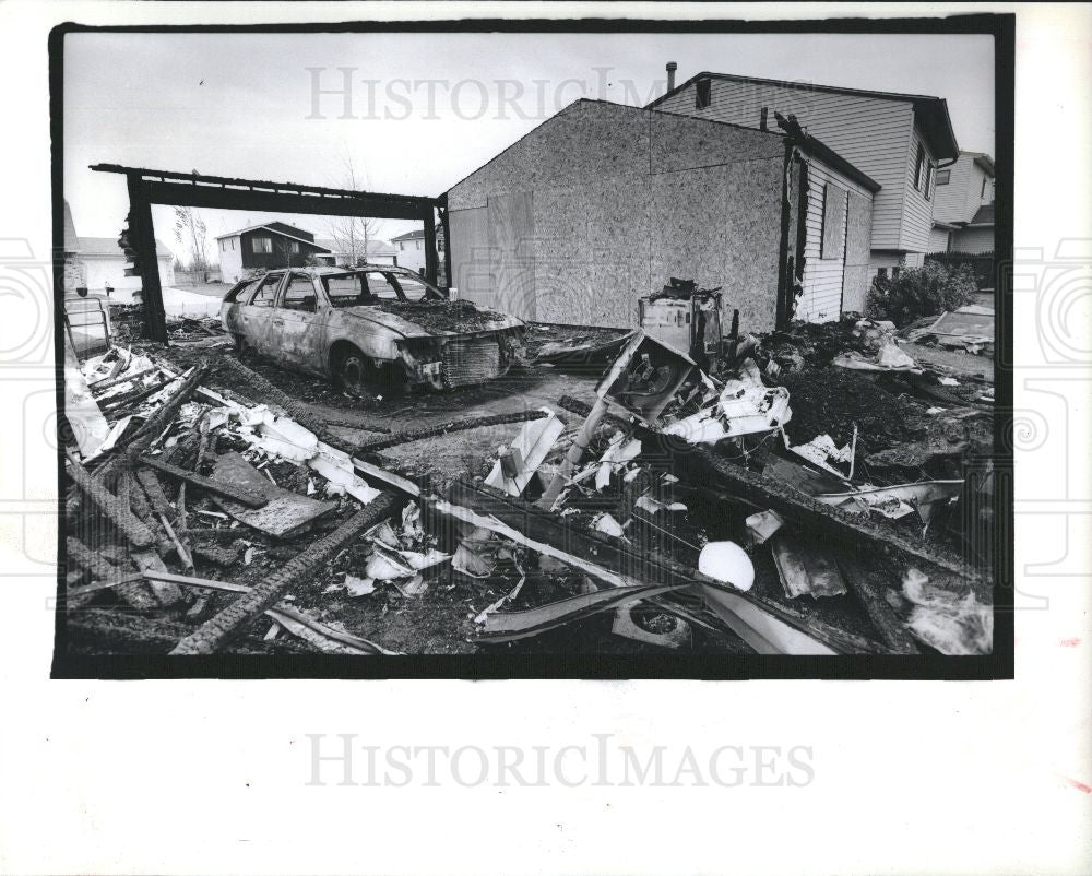 1990 Press Photo Fire, rapid oxidation - Historic Images