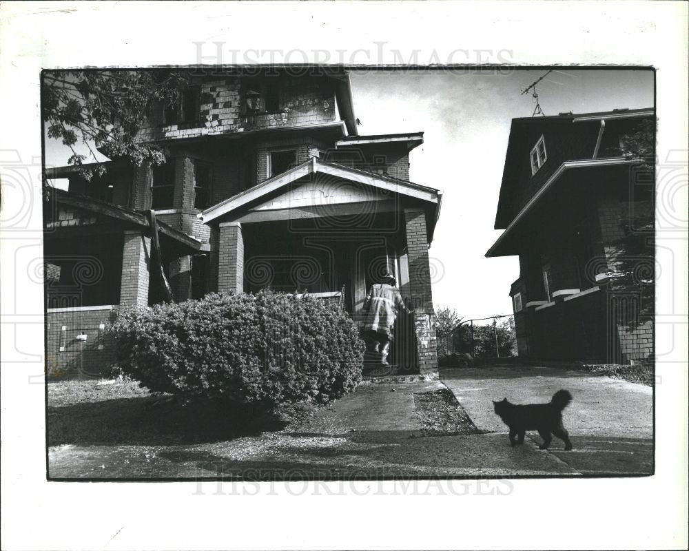 1992 Press Photo Pingree boarding house fire - Historic Images