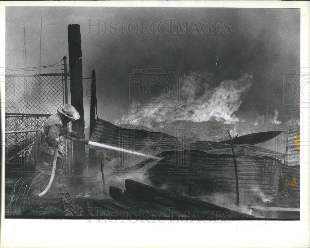 1988 Press Photo Fire - Historic Images