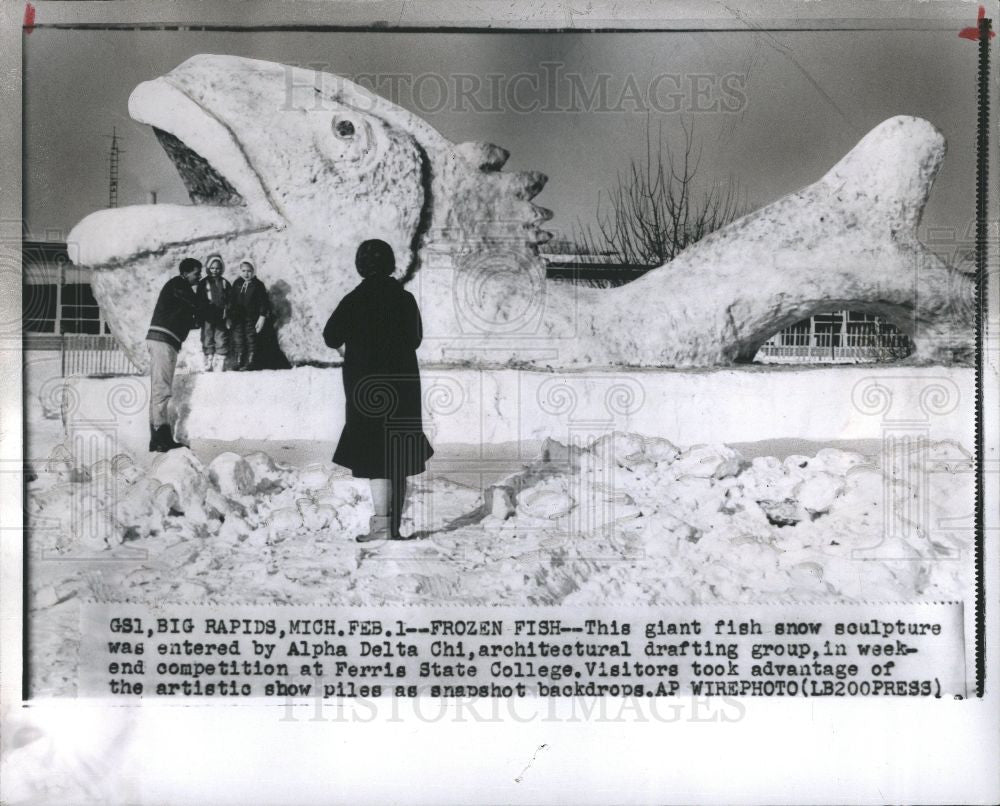 1955 Press Photo Giant fish snow sculpture - Historic Images