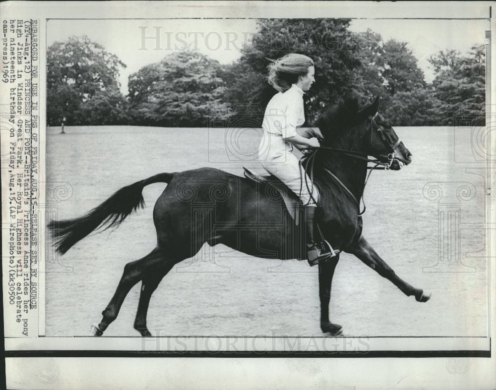 1969 Press Photo Princess Anne daughter Elizabeth II - Historic Images