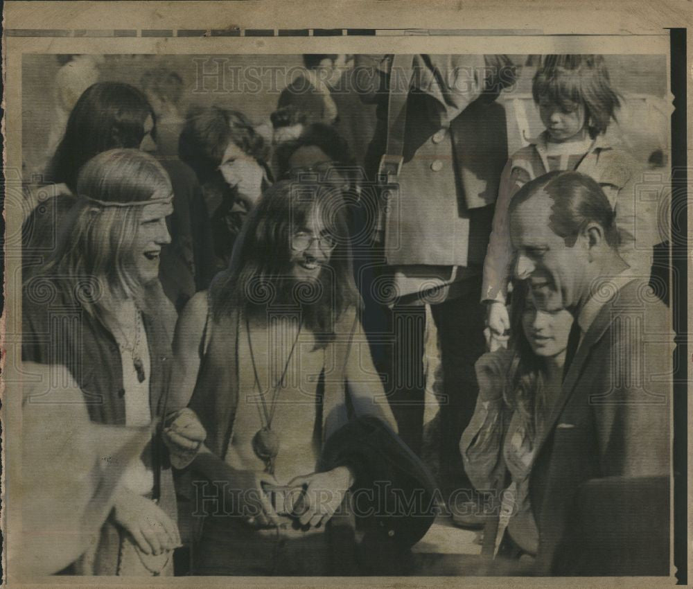 1971 Press Photo Prince Philip long-hairs - Historic Images