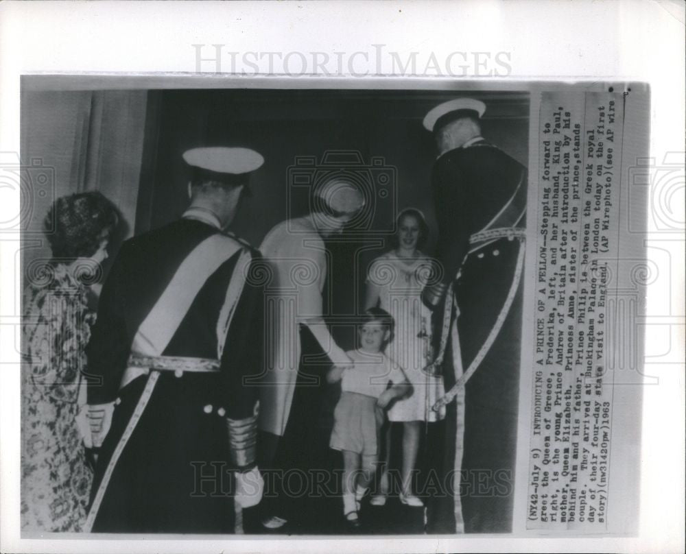 1968 Press Photo Prince Andrew greets Queen Frederika - Historic Images