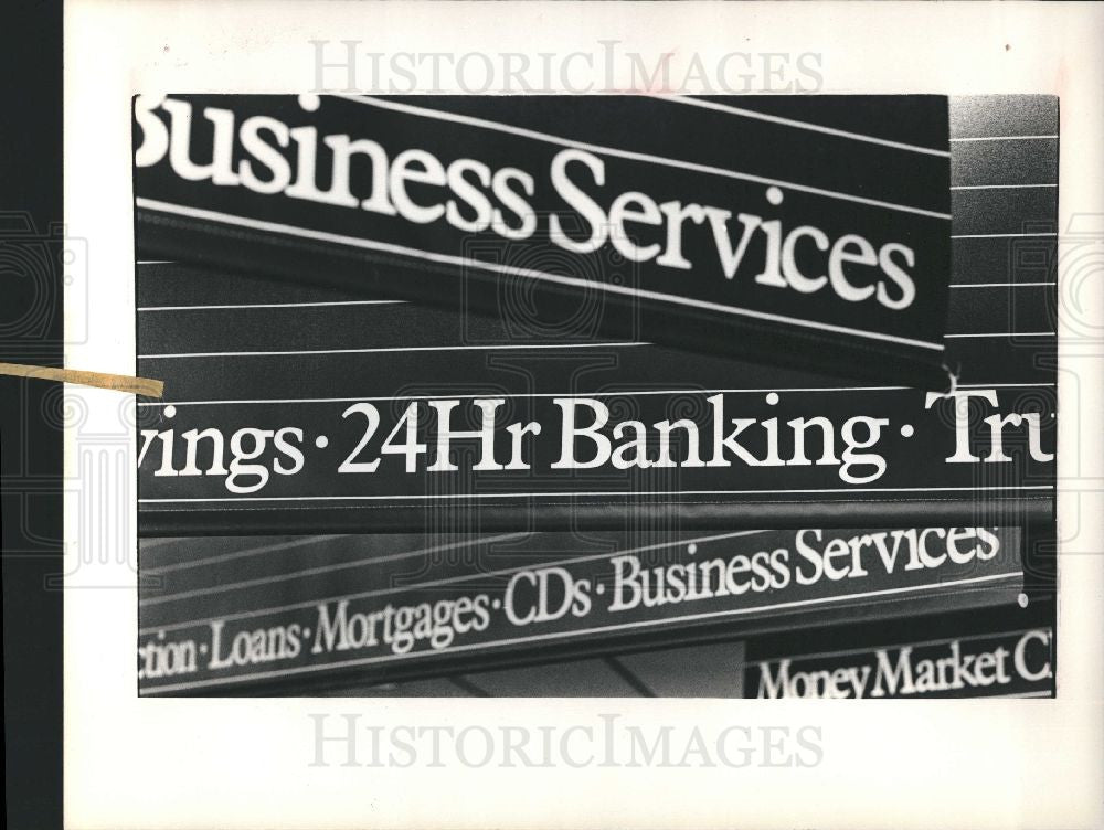 1986 Press Photo First of America bank - Historic Images