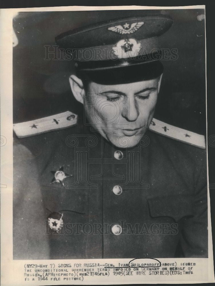 1945 Press Photo Russian General Ivan Susloparoff - Historic Images