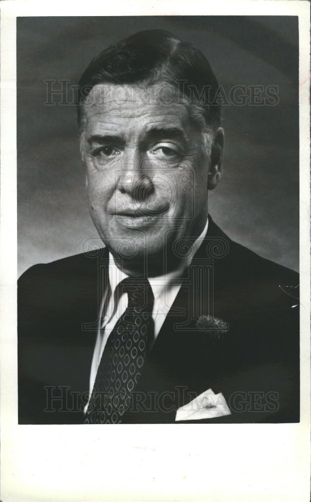 1982 Press Photo Robert M. Surdam - chairman of NBD - Historic Images
