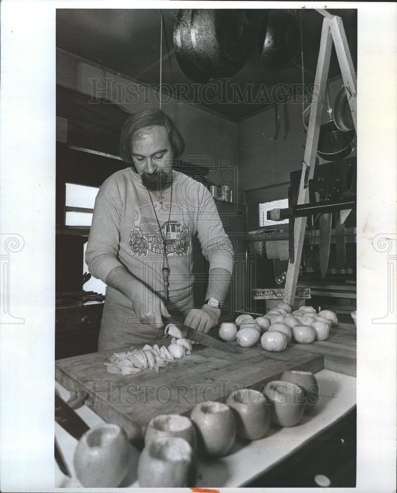 1978 Press Photo Francois Sully La Cuisine Chef Cooking - Historic Images