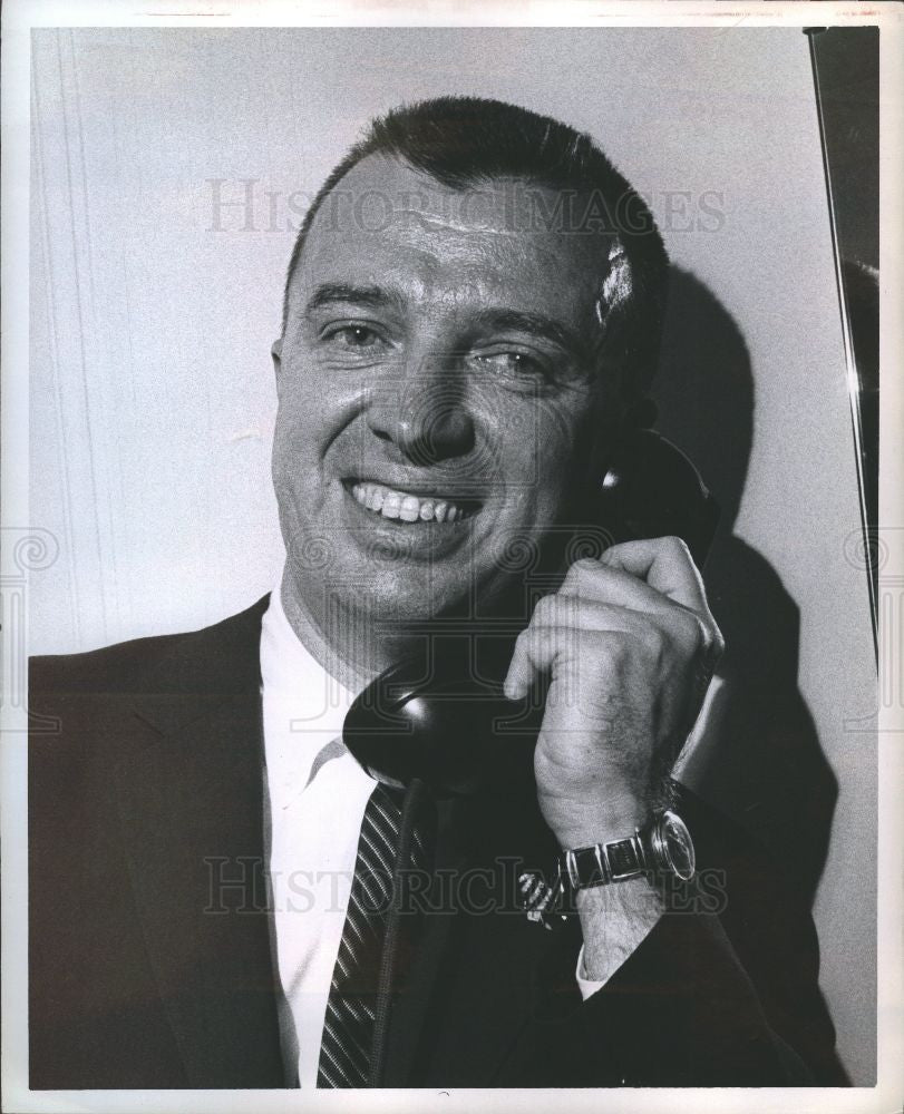 Actor Sullivan 60 Photos - Moonagedaydream.film