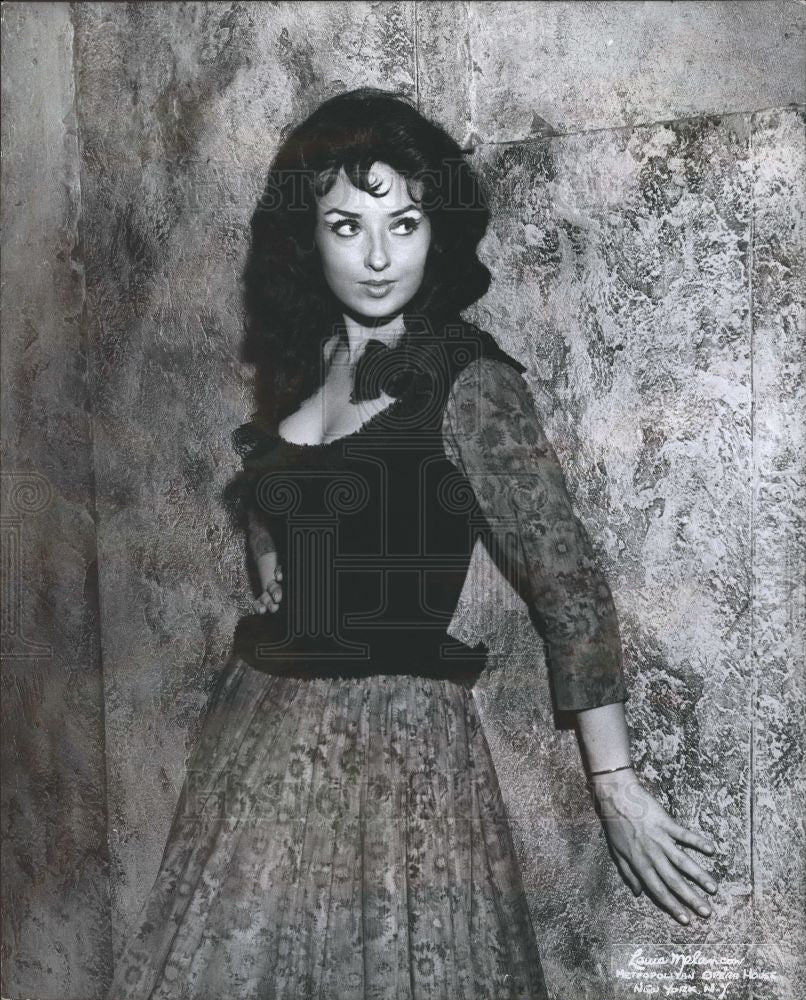 Press Photo Lilian Sukis Soprano Frasquita Carmen - Historic Images