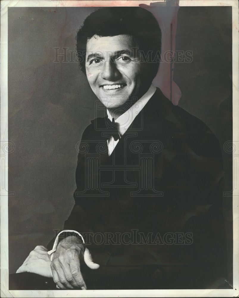 1990 Press Photo Buddy Greco Singer - Historic Images