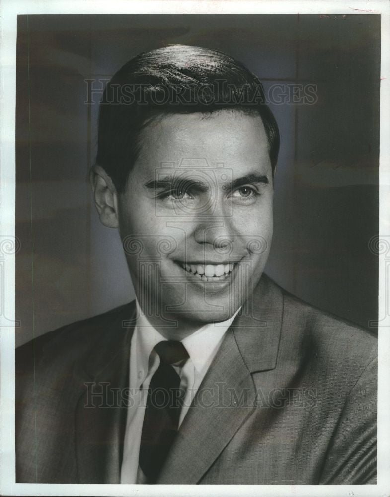 1967 Press Photo Bob Green WKNR AM - Historic Images