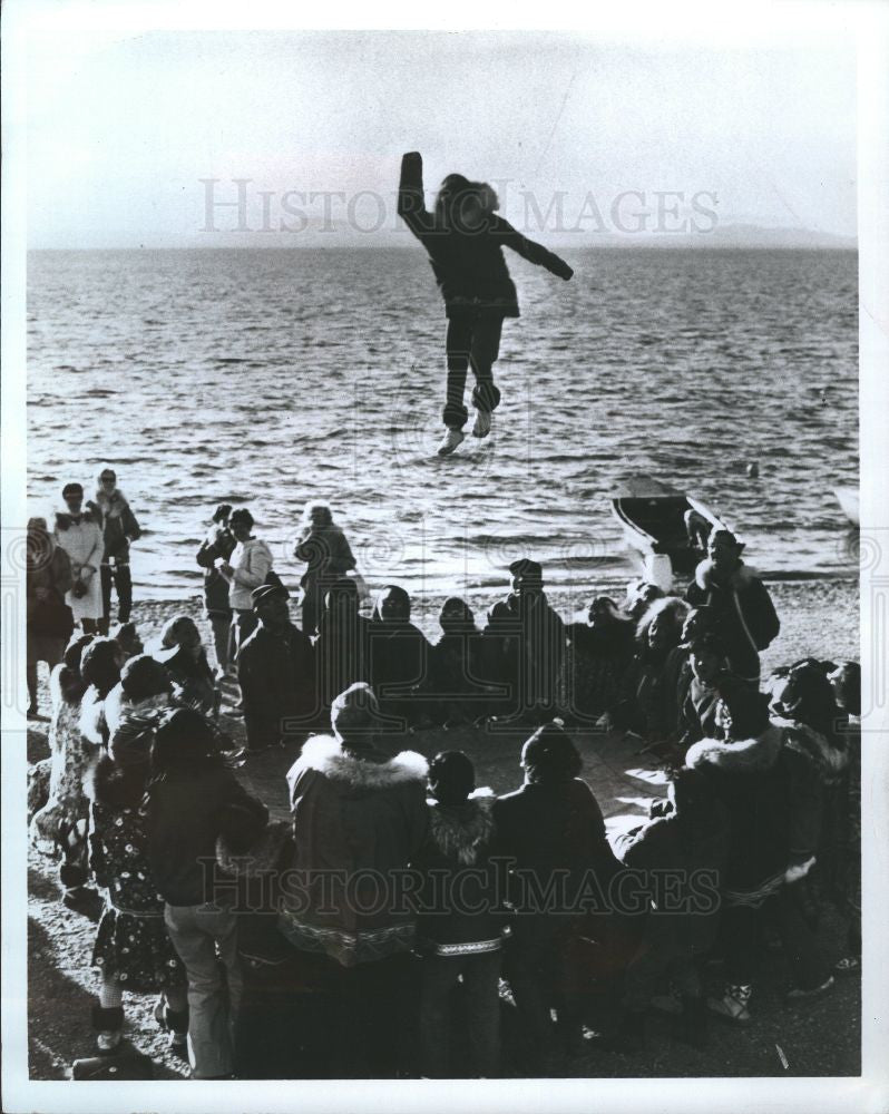 Press Photo Eskimo Alaska Canada Greenland - Historic Images