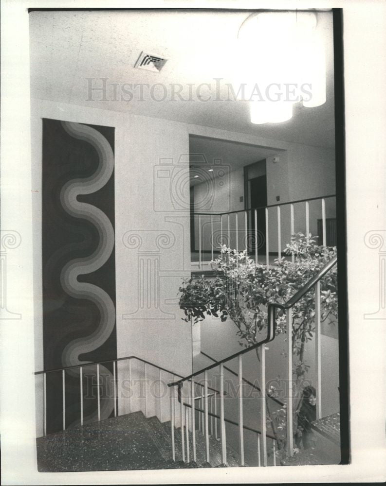 1983 Press Photo staircase steps stairwell stairway - Historic Images