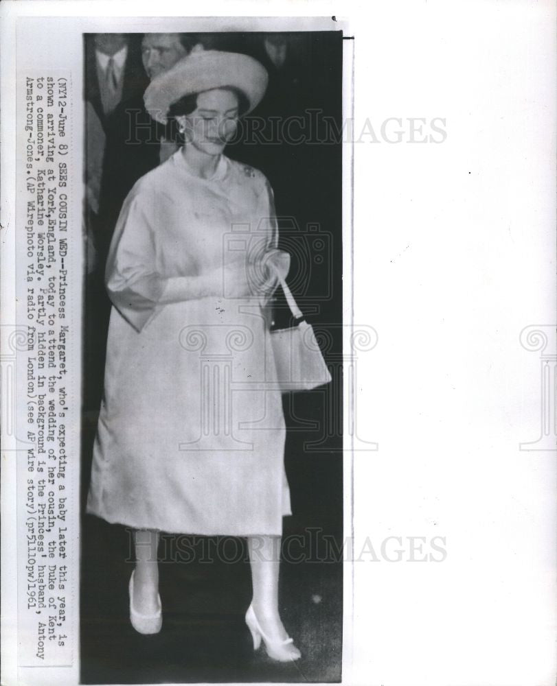 1961 Press Photo Princess Margaret Attends Wedding - Historic Images