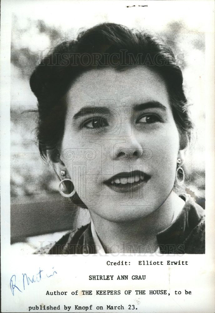 1964 Press Photo Shirley Ann Grau Author - Historic Images