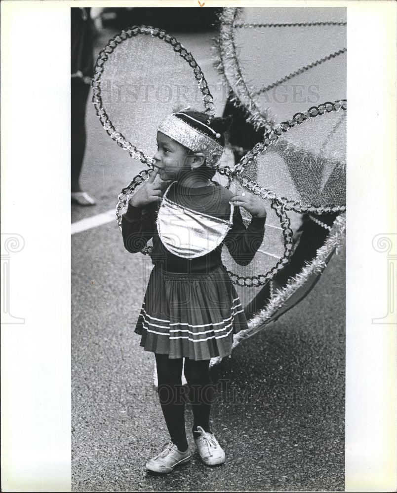 Press Photo Ethnic Festival - Historic Images