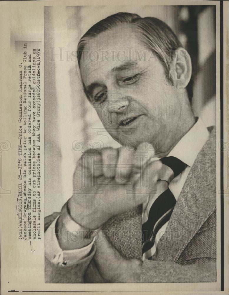 1972 Press Photo C. Jackson Grayson Price commissioner - Historic Images