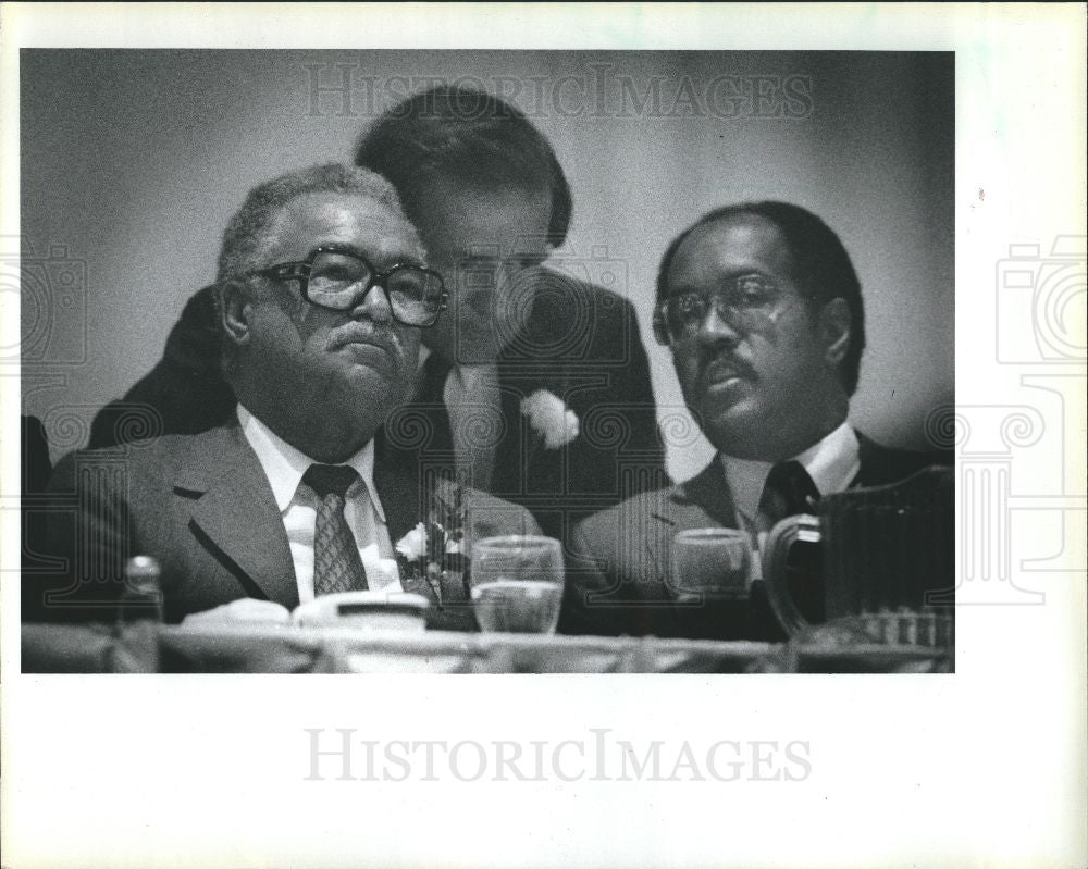 1985 Press Photo Donald Riegle - Historic Images