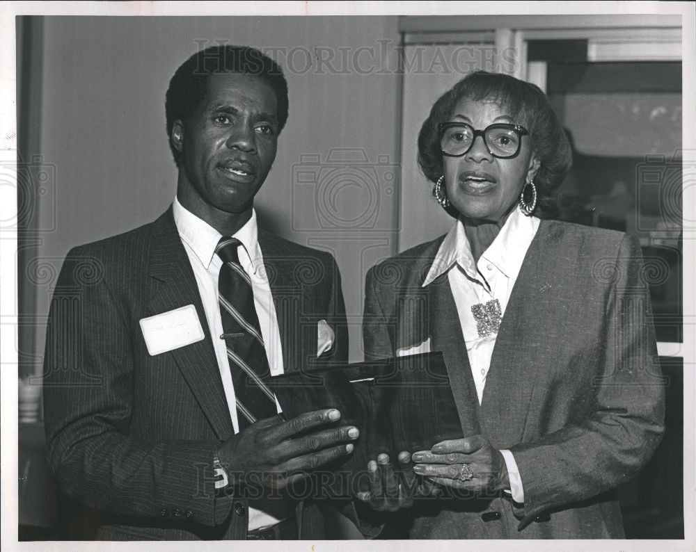 1988 Press Photo Earl Goins, Tomi Jackson, Detroit - Historic Images