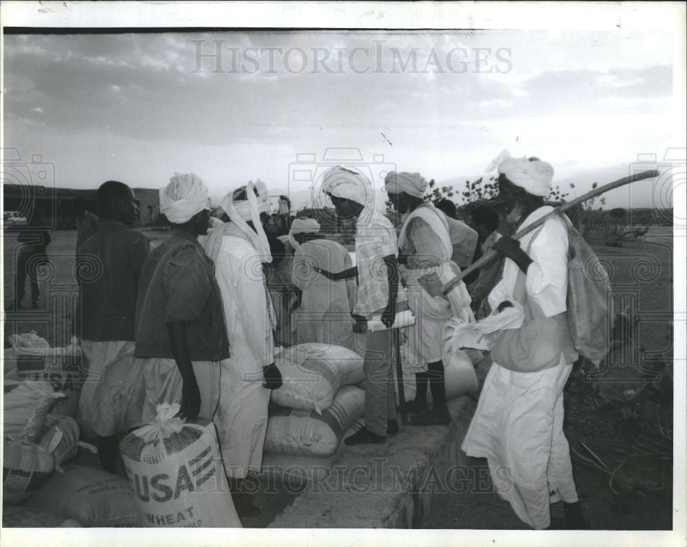 1990 Press Photo Food trucked Afabet Ethiopia remote - Historic Images