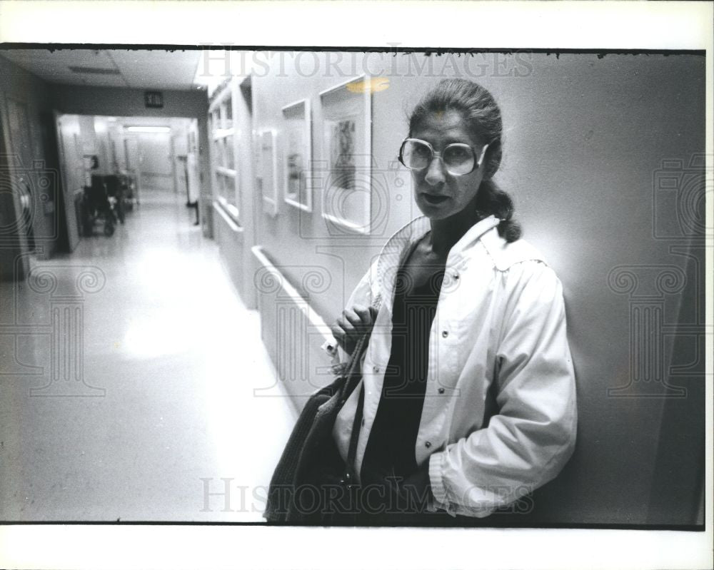 1989 Press Photo Tony Grauman Kristen Ann Arbor Burn - Historic Images