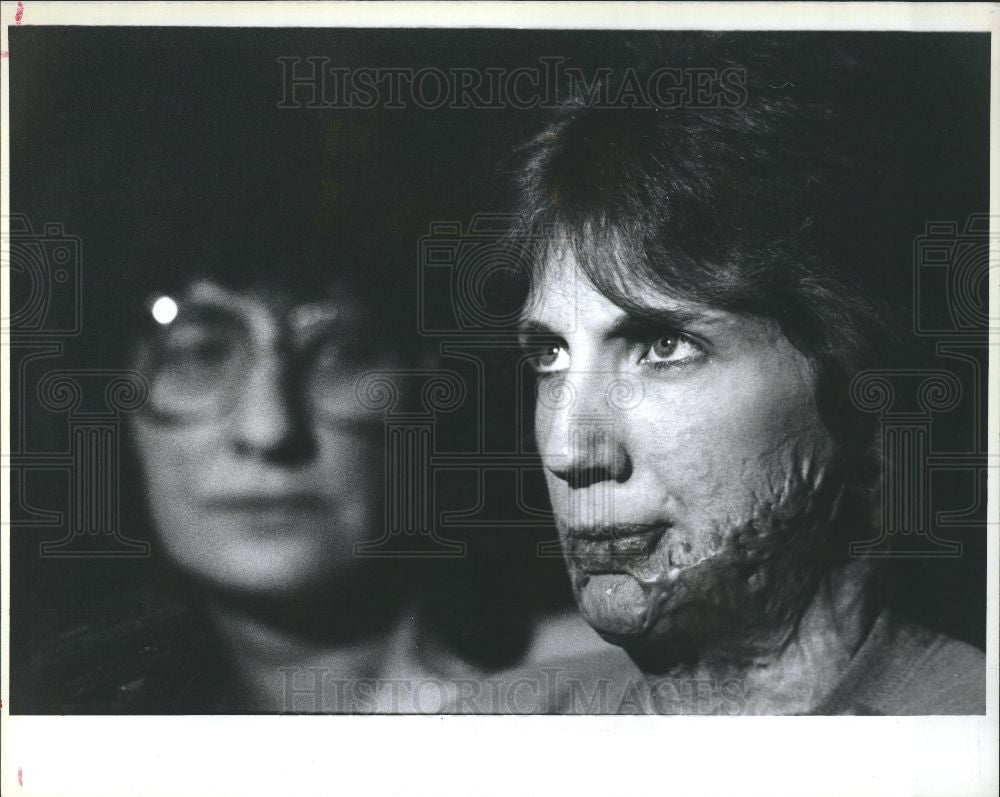 1990 Press Photo process courtroom Kristen Grauman fire - Historic Images