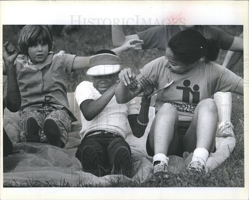 1980 Press Photo Shatara Martin Melanie Turner exercise - Historic Images