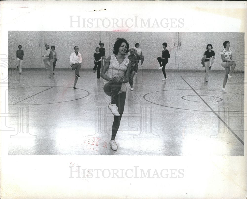1974 Press Photo St Clair Shores aerobics Marilyn Smith - Historic Images