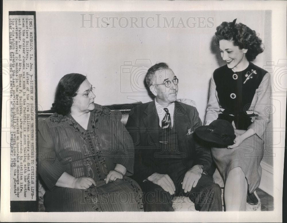 1945 Press Photo Genevieve Sullivan, Parents, family - Historic Images