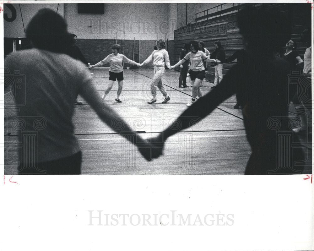 1983 Press Photo Exercise - Historic Images