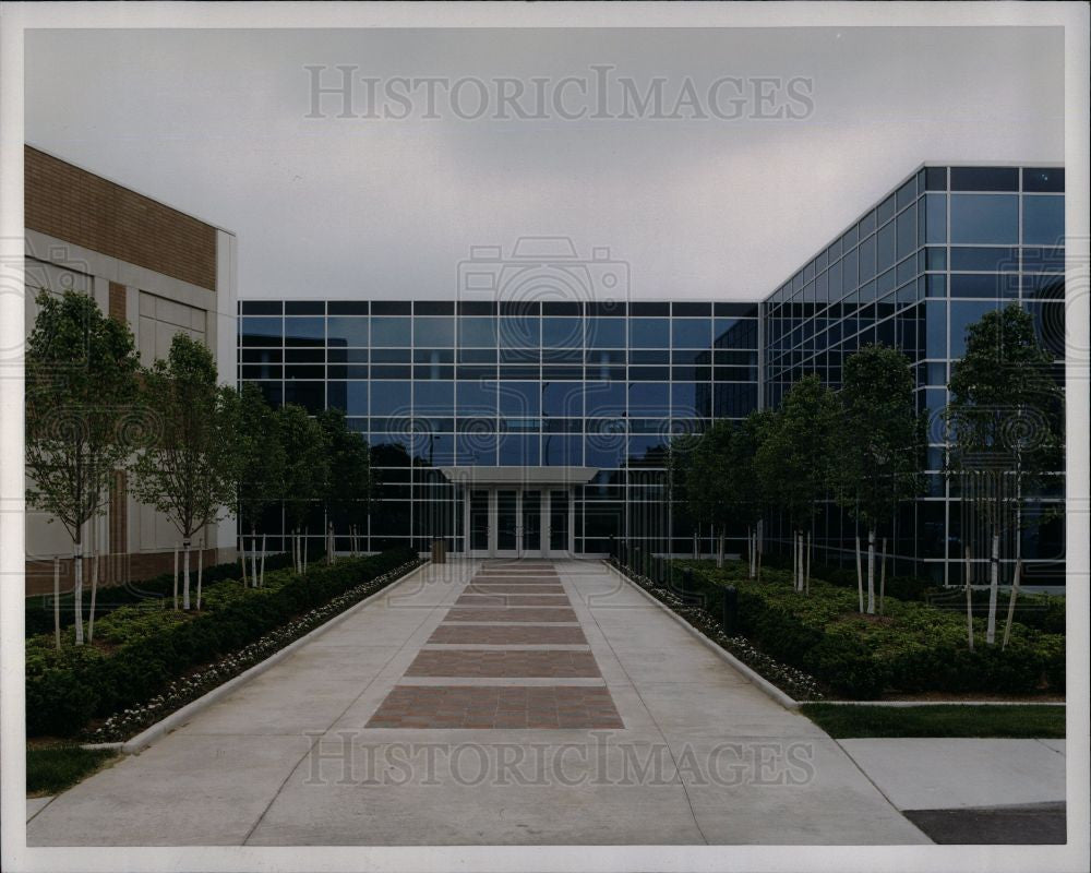 2000 Press Photo Ford Motor iTEK Dearborn Building Historic Images