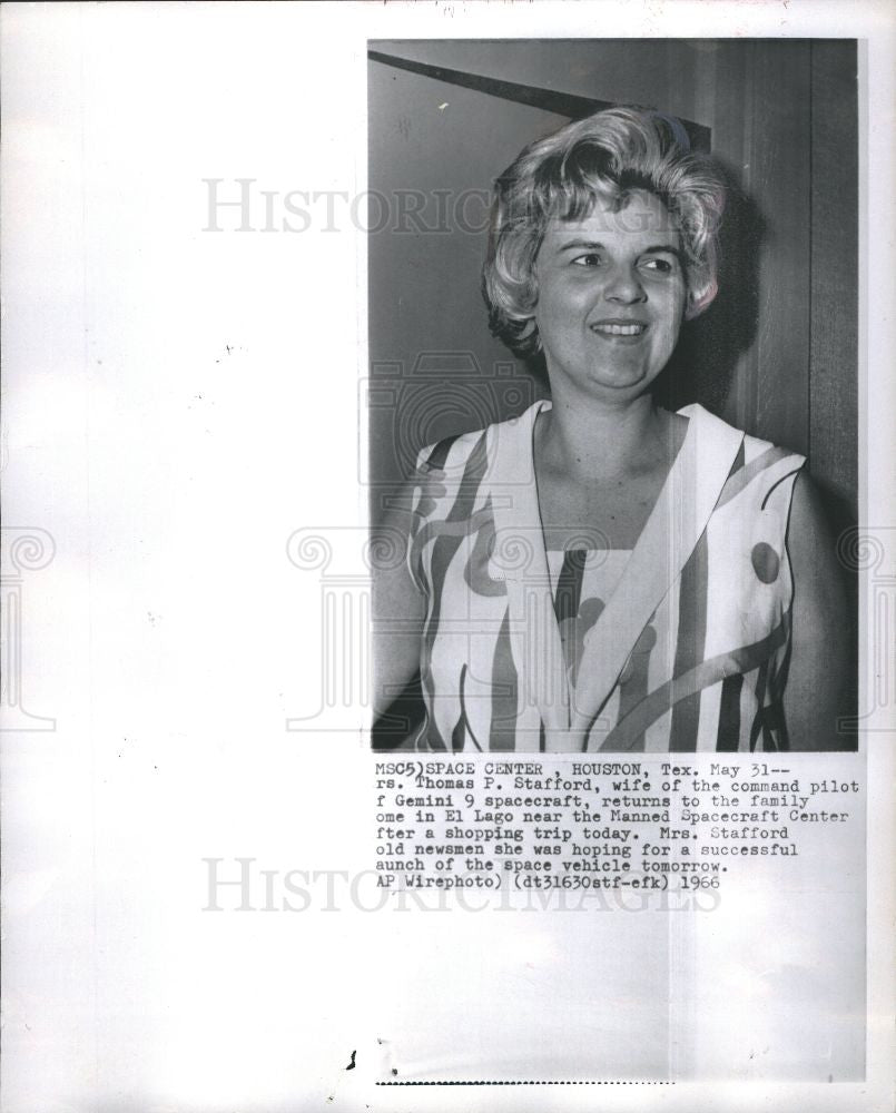 1966 Press Photo Faye L. Shoemaker - Historic Images