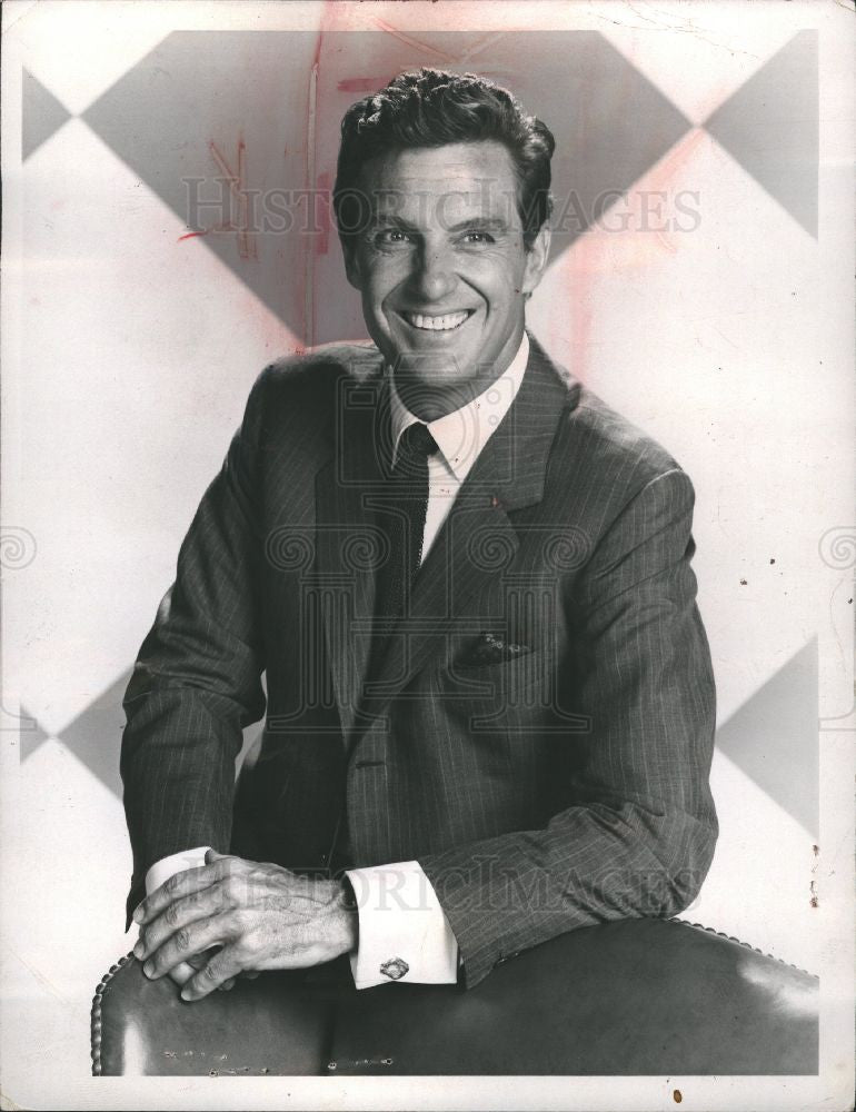 1968 Press Photo Robert Stack actor - Historic Images