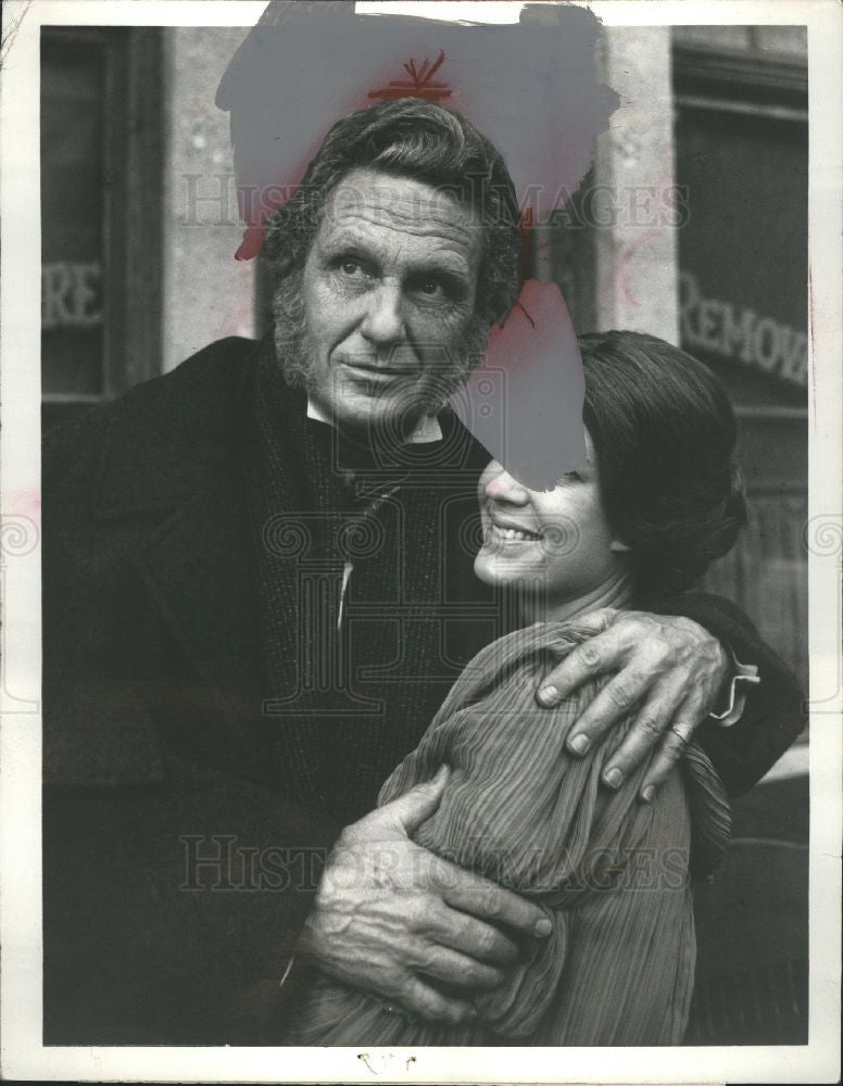 1975 Press Photo Robert Stack (Actor) - Historic Images