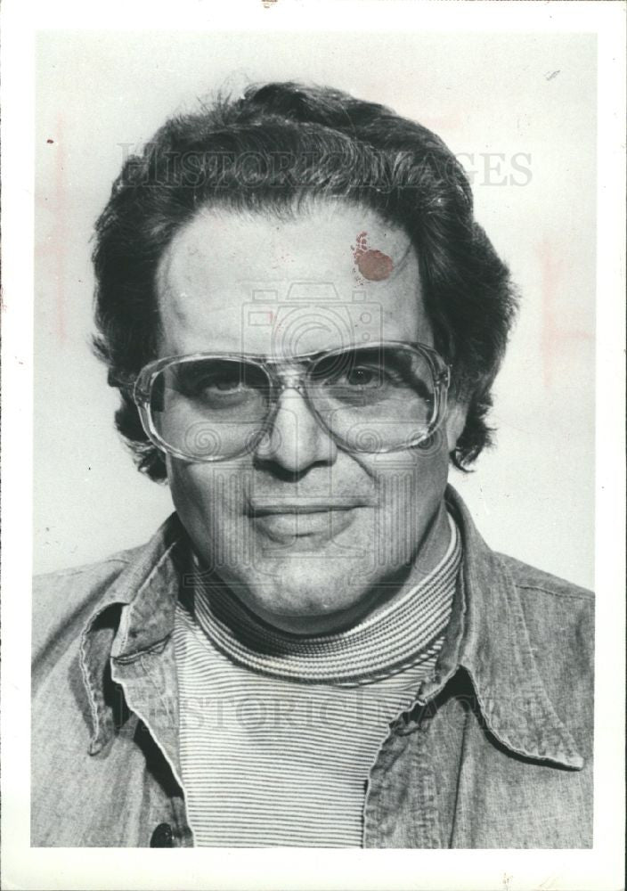 1983 Press Photo Bob Talbert Journalist Debate - Historic Images