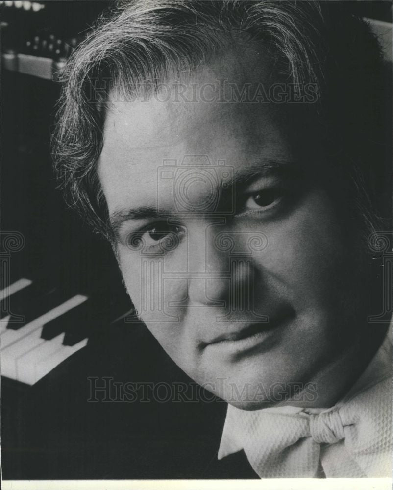 1981 Press Photo Bela Szilagyi Pianist Music Classical - Historic Images