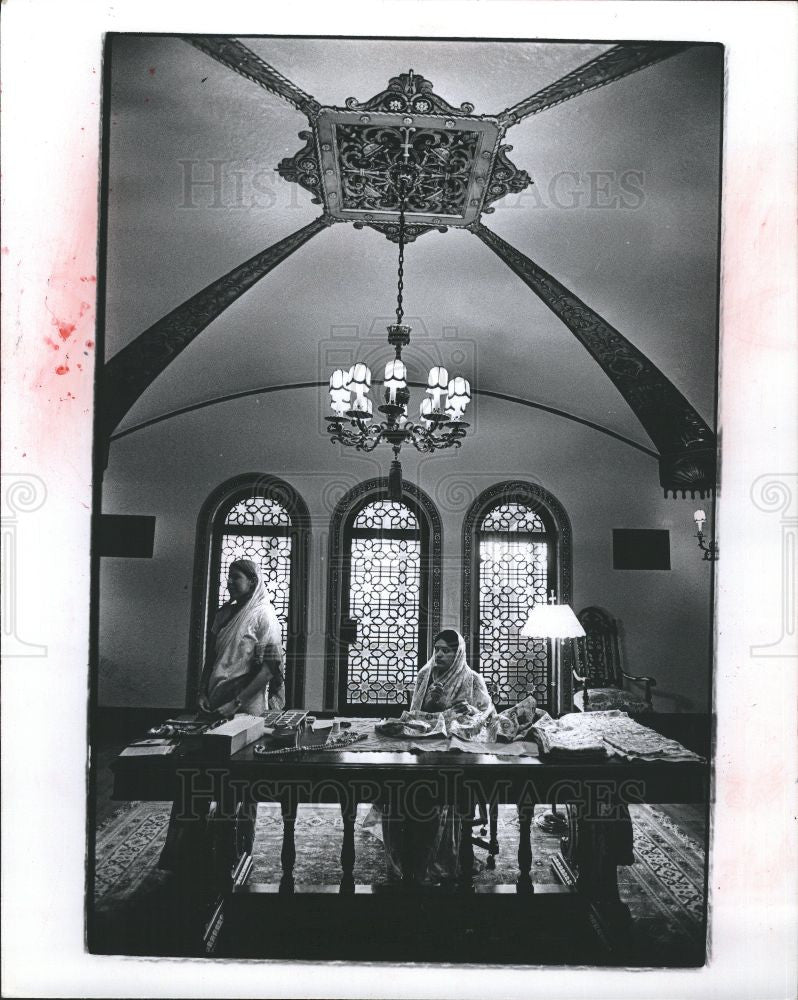 1977 Press Photo ornate chandelier  Fisher mansion - Historic Images