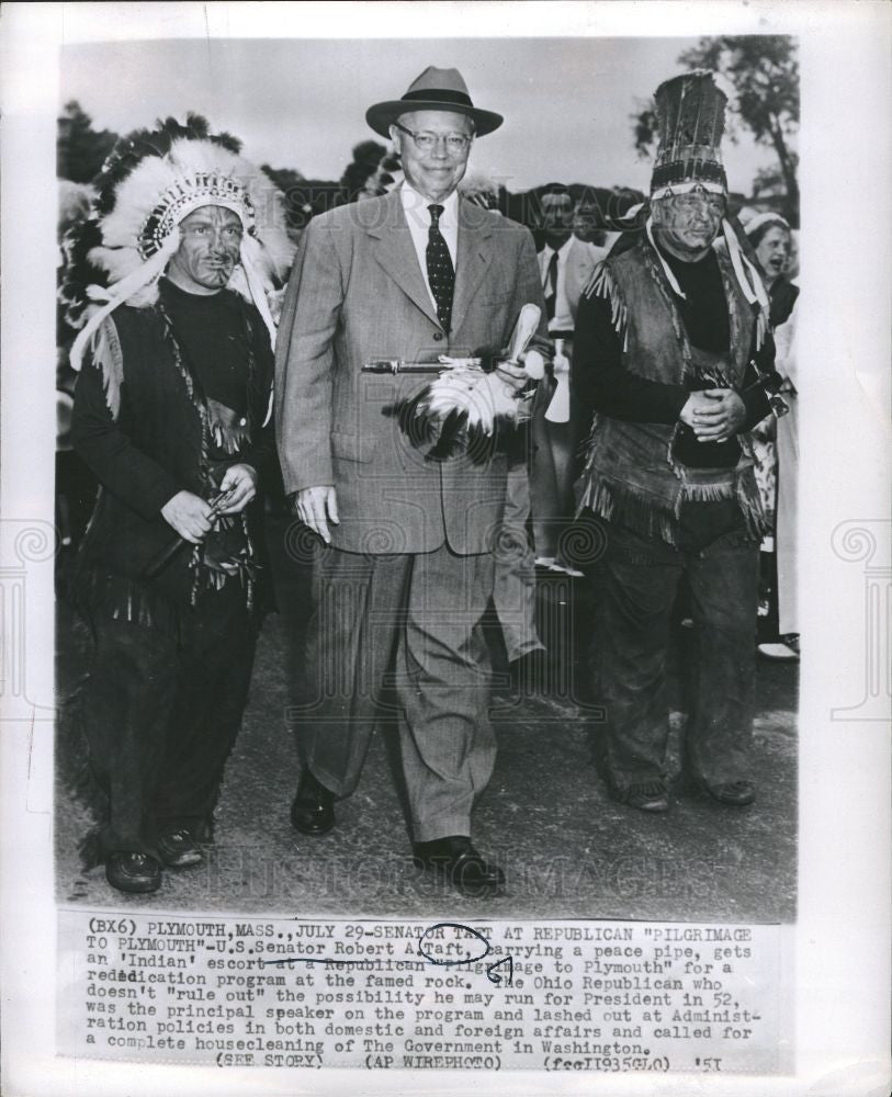 1951 Press Photo Pilgrimage to plymouth senator taft - Historic Images