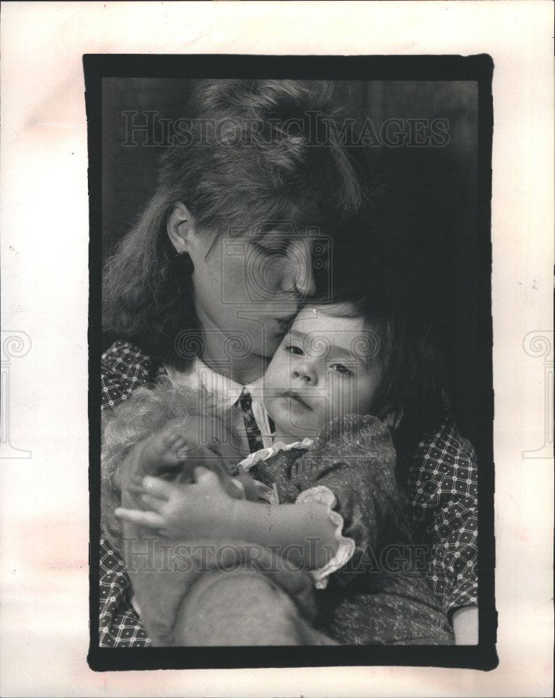 1989 Press Photo Swint-Ghidaoui Tunisa child abduction - Historic Images