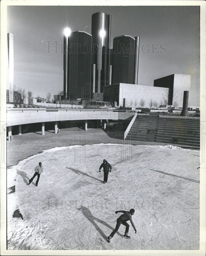 1979 Press Photo Philip A. Hart, Plaza, Detroit - Historic Images