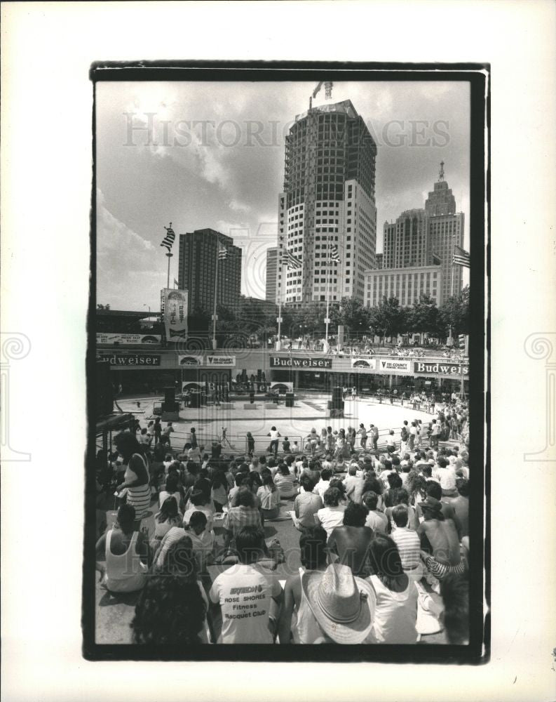 1988 Press Photo Music Fest Hart Plaza - Historic Images