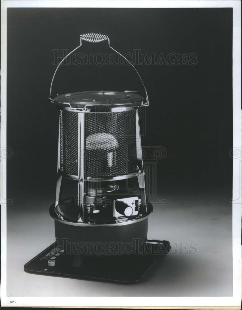 Press Photo Aladdin Pet Convention Heater - Historic Images