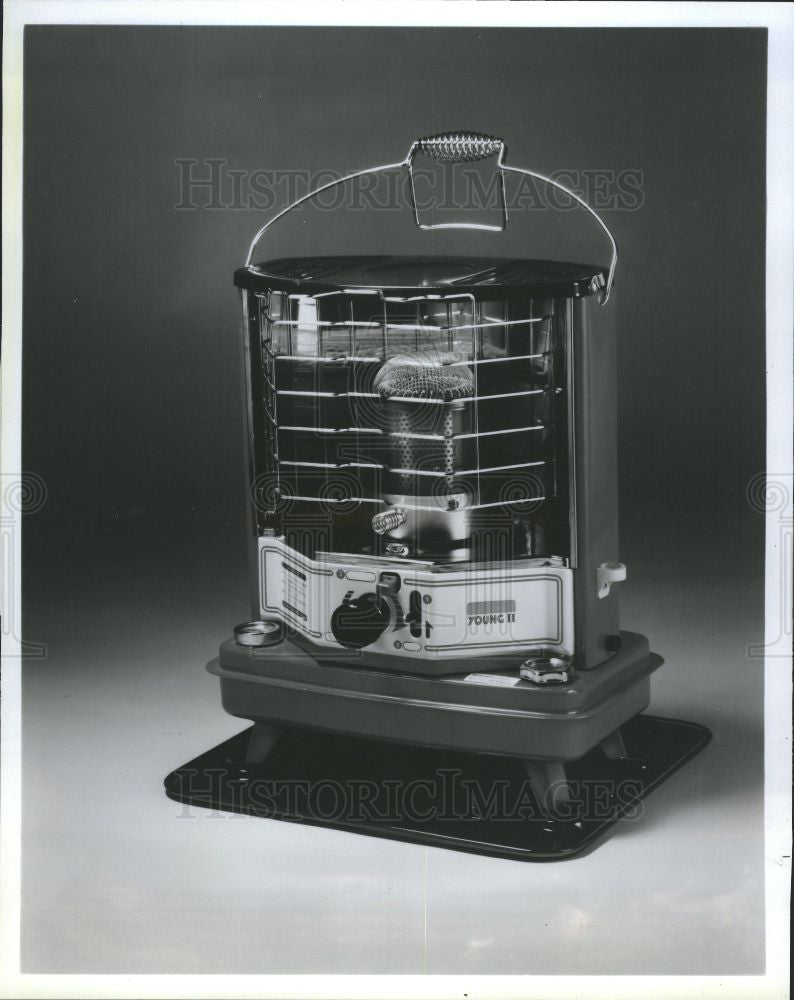 Press Photo Aladdin Young II Radiant Heater ALH - Historic Images