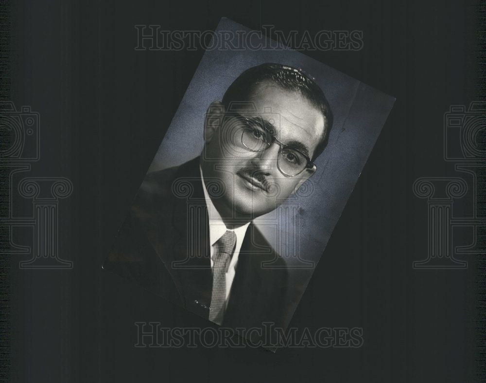 1963 Press Photo M Robert Syme Rabbi Jewish Detroit - Historic Images