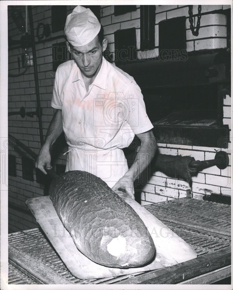 1962 Press Photo Ham Tramck, Bakery, Bread - Historic Images