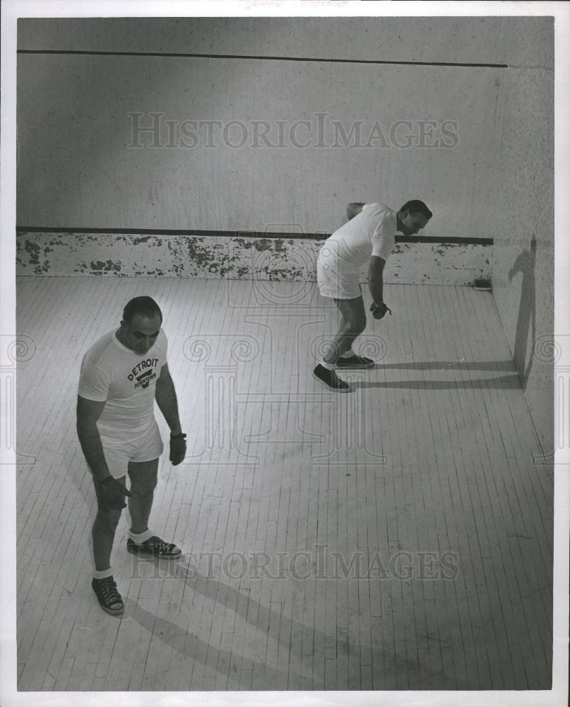 1952 Press Photo handball sport rubber ball American - Historic Images